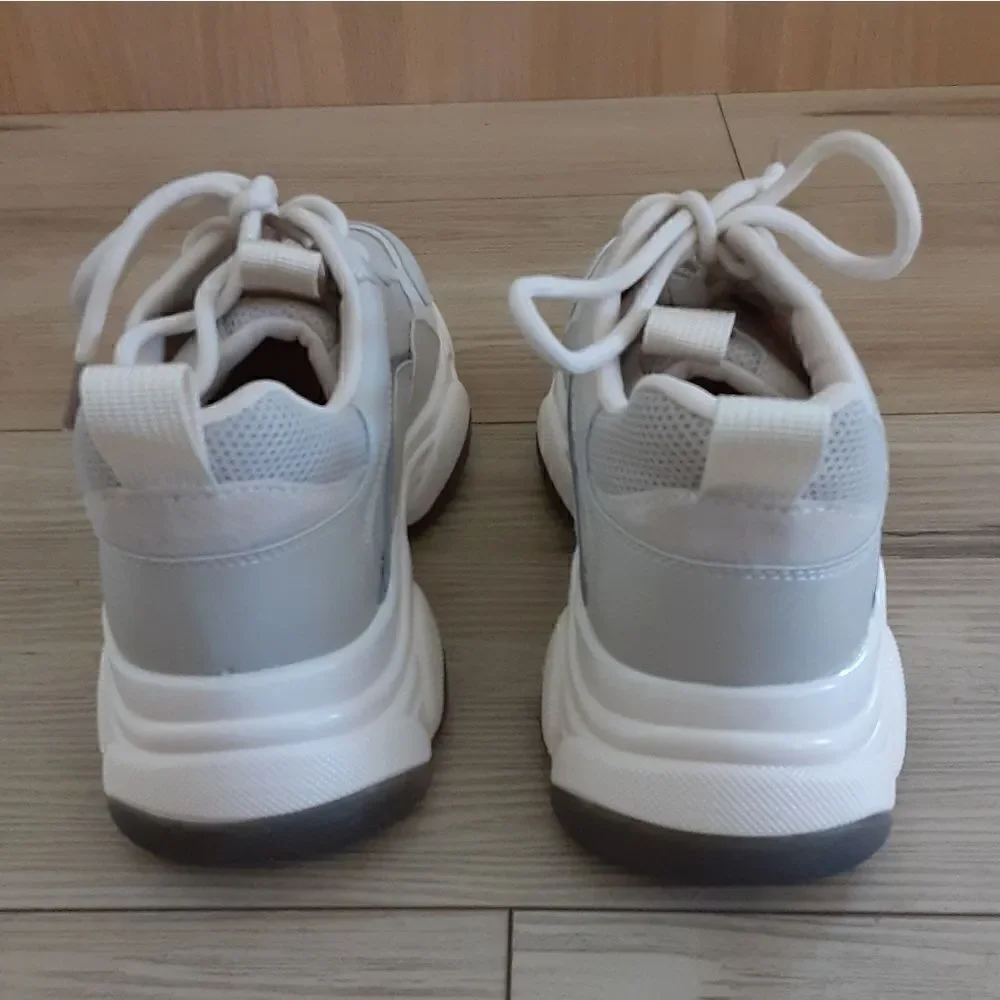 Beau Today Women's Chunky Sneaker, color Beige, size 8.5, NWT